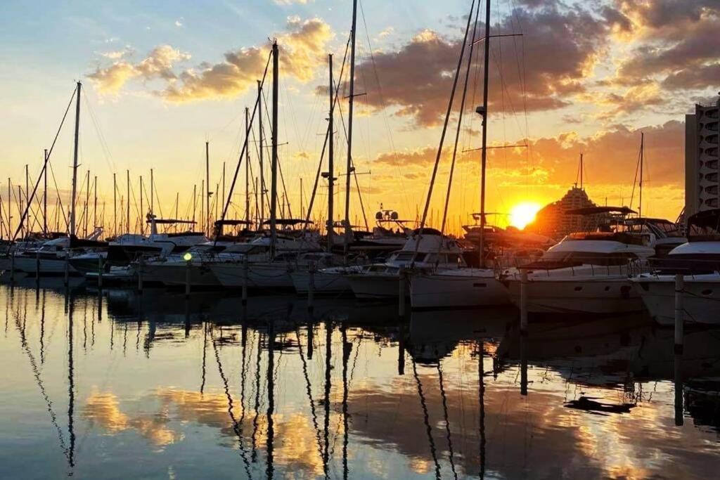 شقة Vue Imprenable Sur Le Port, Proche Plages ! لا غراند موت المظهر الخارجي الصورة